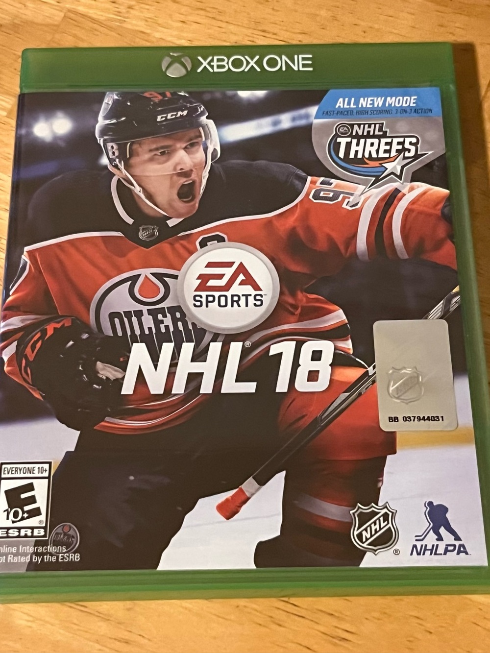 NHL 18 Xbox One - Red Hockey Jersey Cover